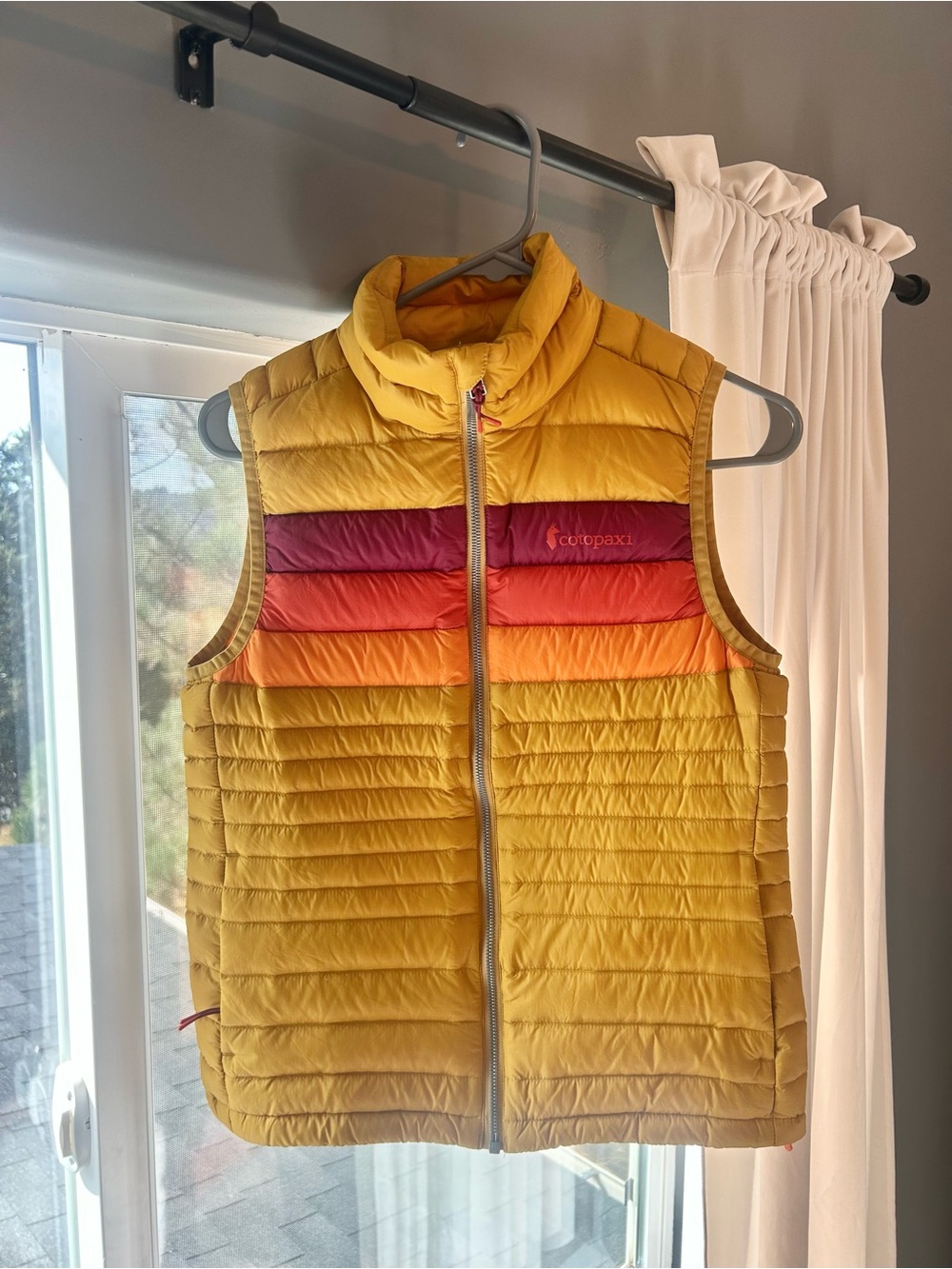 Cotopaxi Womens XS Yellow Packable Down Vest with Sunset Stripe